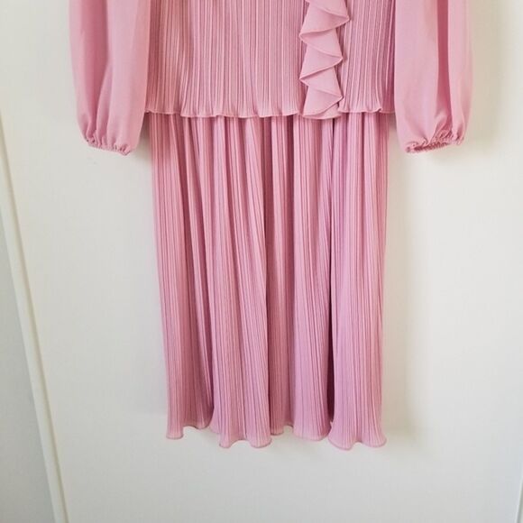 Vintage Darcy Pink Pleated Ruffle Dress - see measurements - Picture 6 of 11
